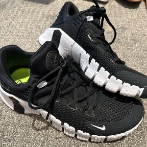 Nike Metcons size 8.5